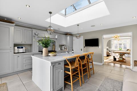undefined, Suttons Avenue, Hornchurch, RM12