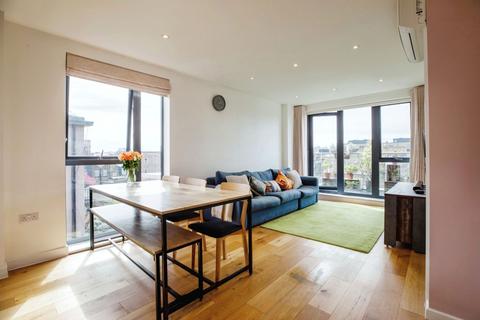 2 bedroom flat for sale, 6 Waleorde Road, London, SE17
