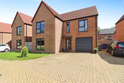 4 bedroom detached house for sale, Woodcote Way, Chesterfield, S40