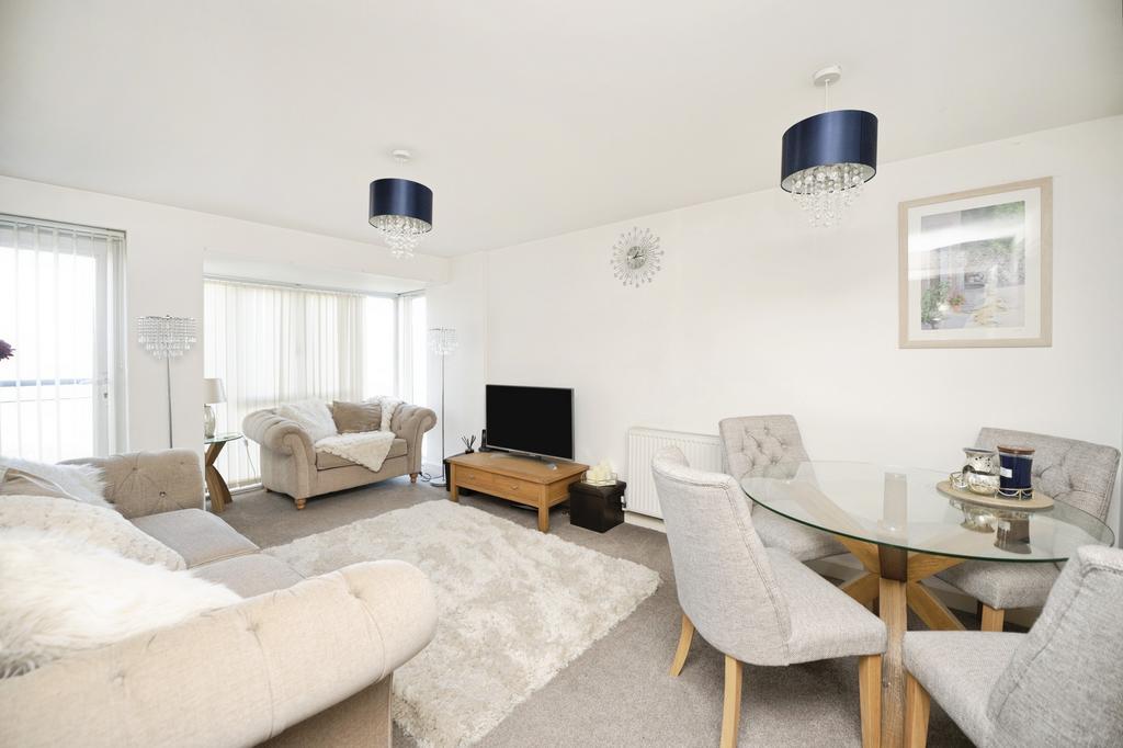 Living / Dining Room