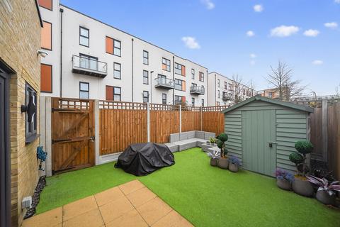 undefined, Bournebrook Grove, Romford, RM7