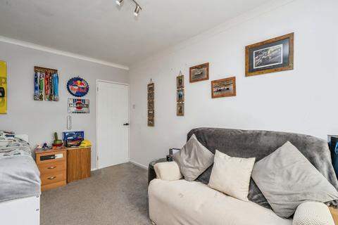 1 bedroom semi-detached bungalow for sale, Trafalgar Court, Fareham, PO14