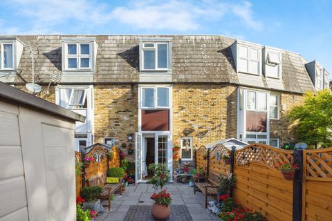 undefined, Walton Close, London, SW8