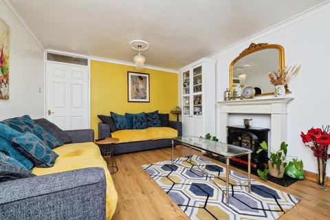 undefined, Walton Close, London, SW8