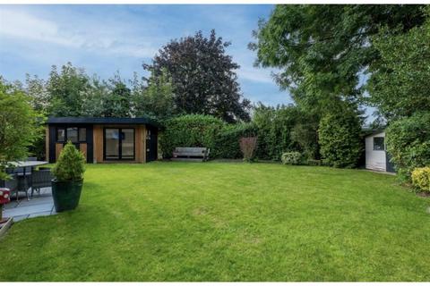 5 bedroom detached house for sale, The Spinney, Elston, NG23