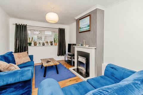 undefined, Julian Close, Wolverhampton, WV1