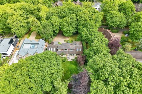 4 bedroom detached house for sale, Firs Walk, Welwyn, AL6
