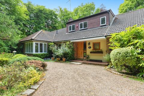 4 bedroom detached house for sale, Firs Walk, Welwyn, AL6