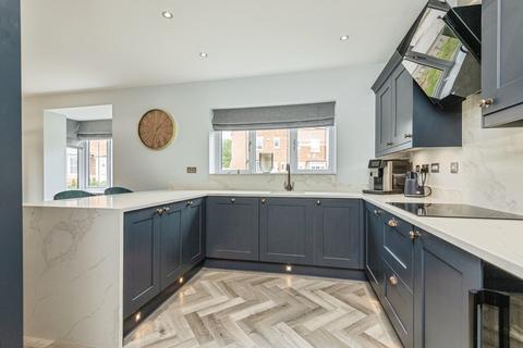 undefined, Park Hill Way, Wakefield, WF1