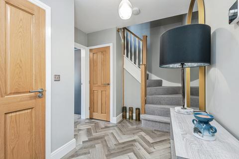 undefined, Park Hill Way, Wakefield, WF1