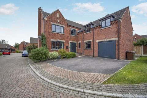 4 bedroom detached house for sale, Calderstone Court, Middlestown, Wakefield, WF4