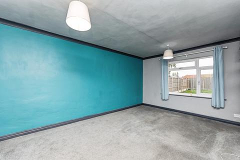 3 bedroom semi-detached house for sale, Tombridge Crescent, Pontefract, WF9