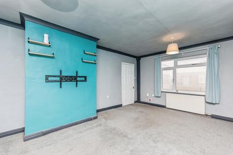 3 bedroom semi-detached house for sale, Tombridge Crescent, Pontefract, WF9