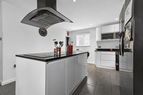 3 bedroom end of terrace house for sale, Park Field, St. Albans, AL3