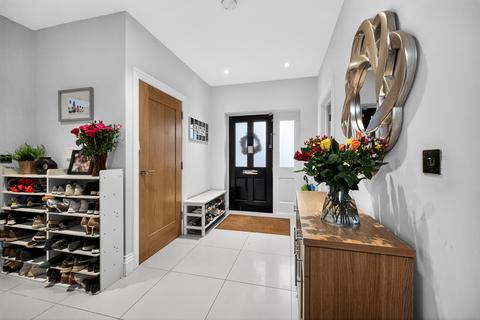 undefined, Watling Street, St. Albans, AL1
