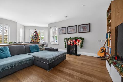 undefined, Watling Street, St. Albans, AL1