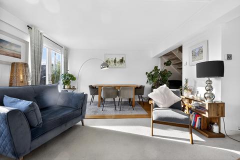 3 bedroom terraced house for sale, Windmill Avenue, St. Albans, AL4