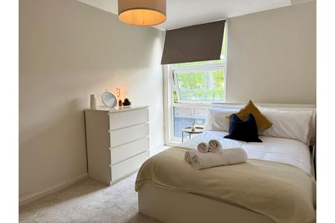 undefined, Cottage Grove, Clapham, SW9