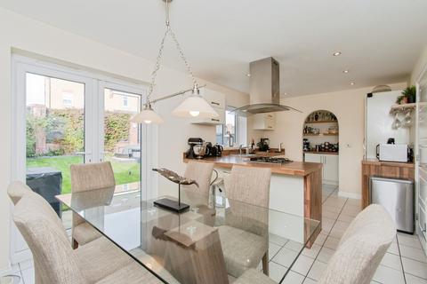 4 bedroom detached house for sale, Hawthorne Grange, Pontefract, WF8