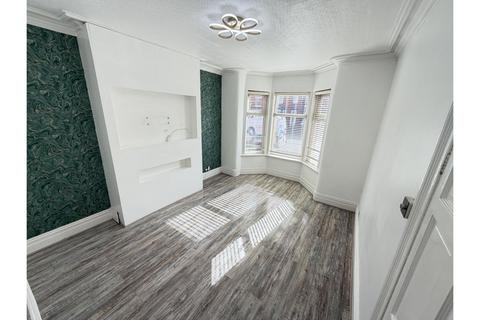 3 bedroom semi-detached house for sale, Ormskirk Road, Wigan, WN5