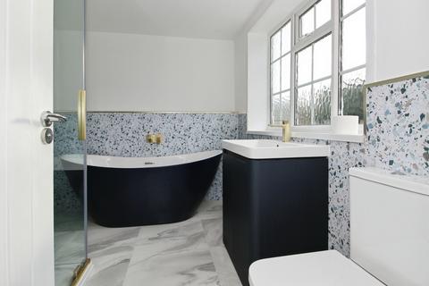 3 bedroom detached bungalow for sale, Horbury Road, Wakefield, WF2