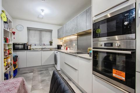 undefined, Little Wood Crescent, Wakefield, WF1