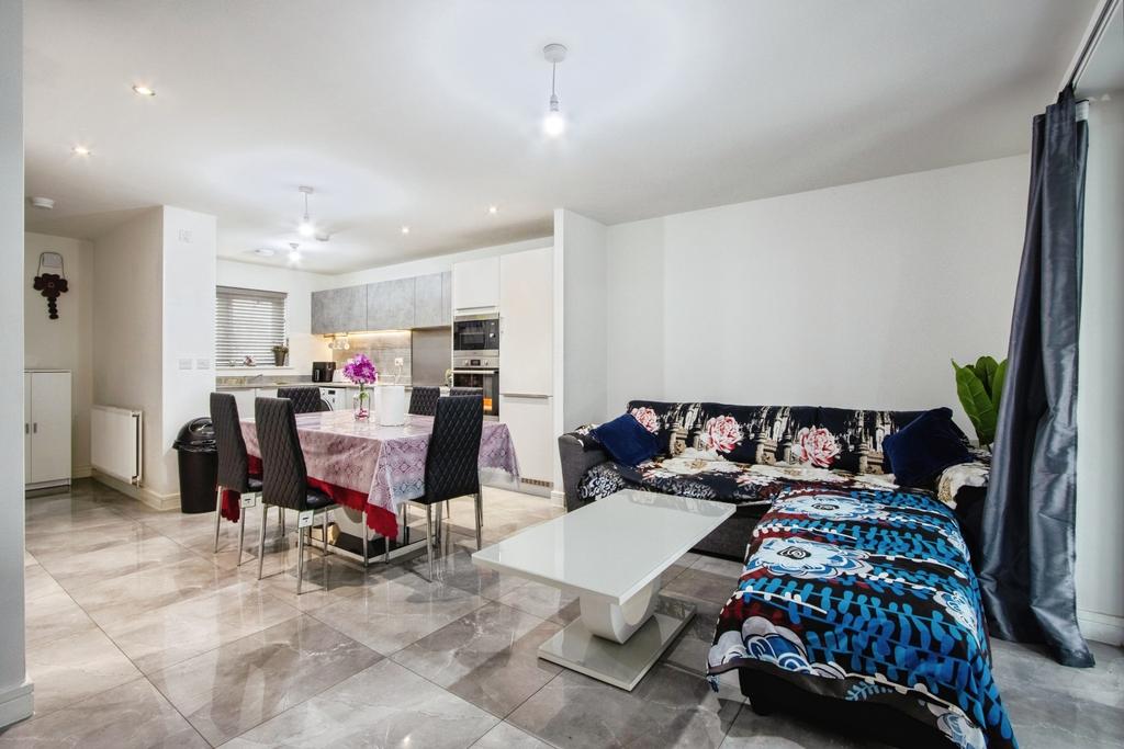 Kitchen/Family Room