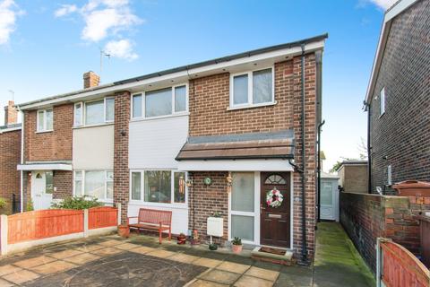3 bedroom semi-detached house for sale, Thornhill Road, Castleford, WF10