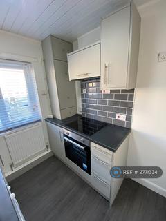 1 bedroom flat to rent, Oak Street, Colne, BB8