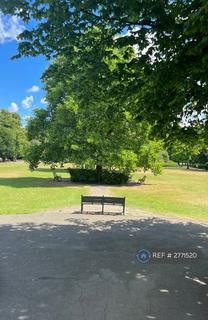 2 bedroom flat to rent, Rosebery Lodge, Epsom, KT18