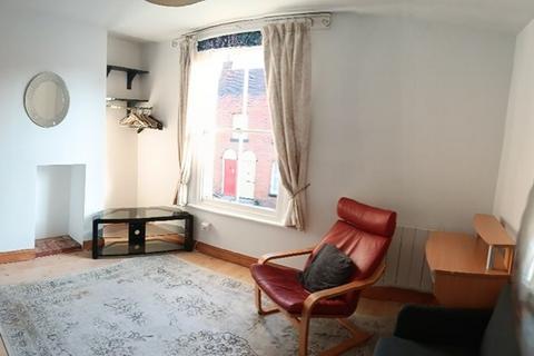 2 bedroom flat to rent, Dover Street, Canterbury, CT1