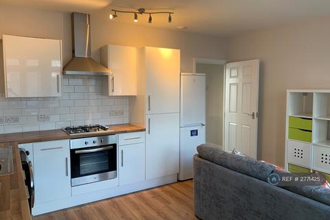 1 bedroom flat to rent, Stafford House, London, SE12