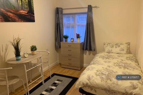 undefined, Norfolk Avenue, London, N13