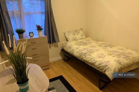 undefined, Norfolk Avenue, London, N13