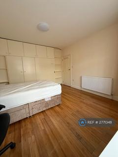 6 bedroom semi-detached house to rent, Greenford Road, London, UB6