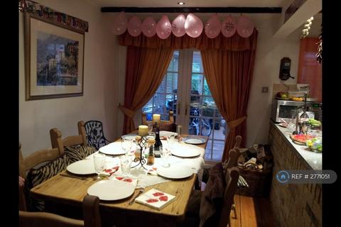 undefined, Bourneside Road, Addlestone, KT15