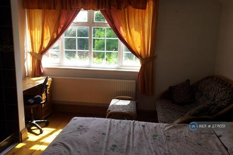 undefined, Bourneside Road, Addlestone, KT15