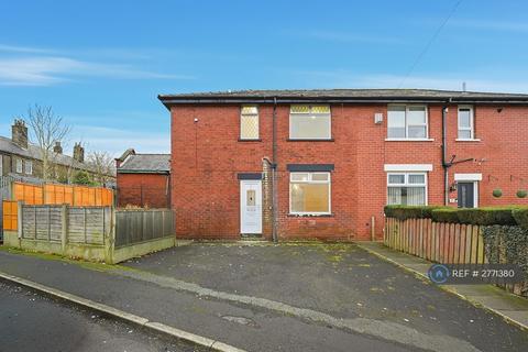 3 bedroom end of terrace house to rent, Willows Lane, Rochdale, OL16