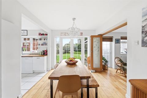 undefined, Dunstable Road, Toddington, Bedfordshire, LU5