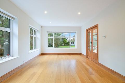 undefined, The Fairway, New Malden