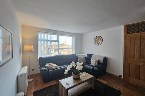 2 bedroom apartment to rent, Buckingham House, Kingsmead Mews, Manchester