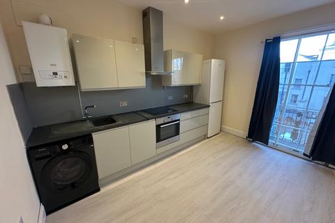 undefined, Flat 3, Dale Street, CV32 5HL