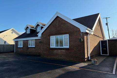 undefined, Felinfoel, Llanelli SA14