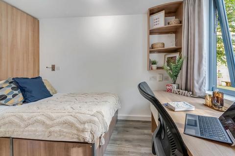 Flat share to rent, Market Road