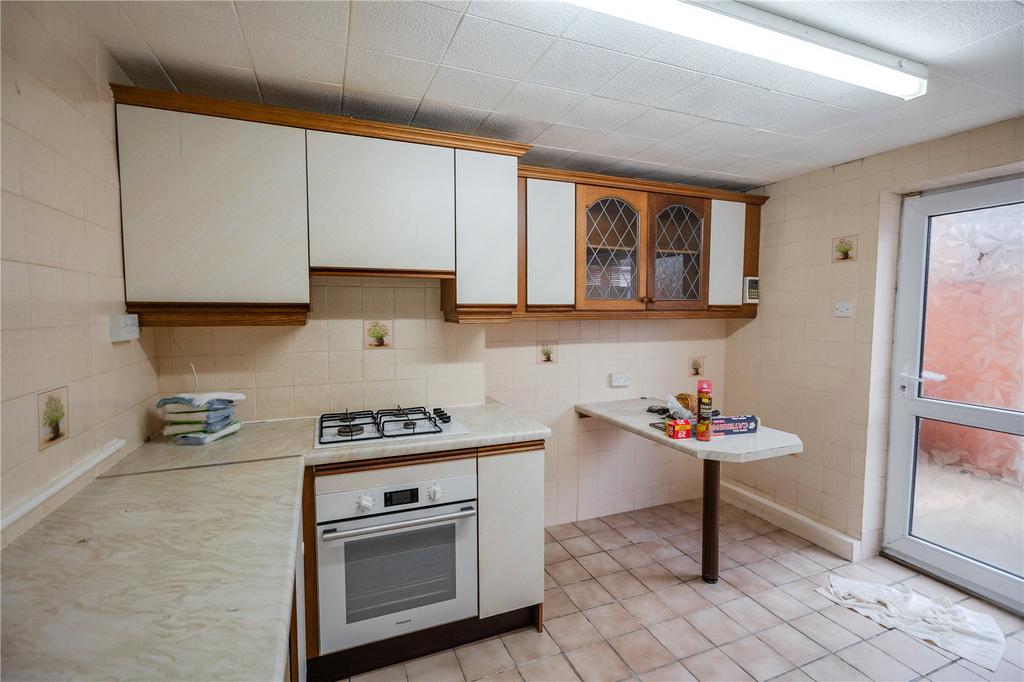 Kitchen (2)