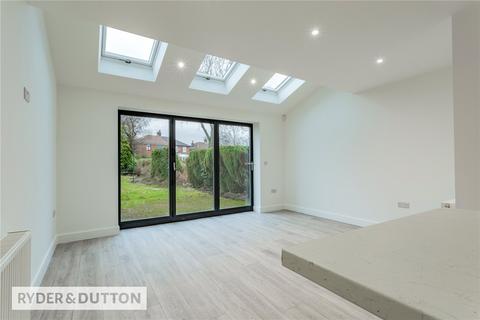 undefined, Hollinwood Avenue, Chadderton, Oldham, Greater Manchester, OL9