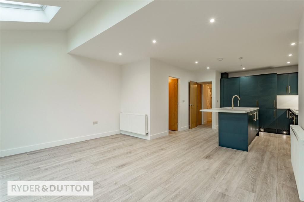 Dining/Kitchen