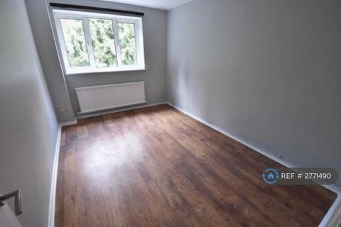 undefined, The Larches, Luton, LU2
