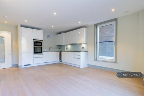 2 bedroom flat to rent, Ivory House, London, SW11
