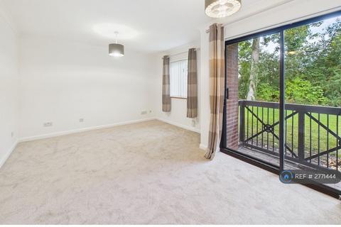 1 bedroom flat to rent, Peter James Court, Stafford, ST16